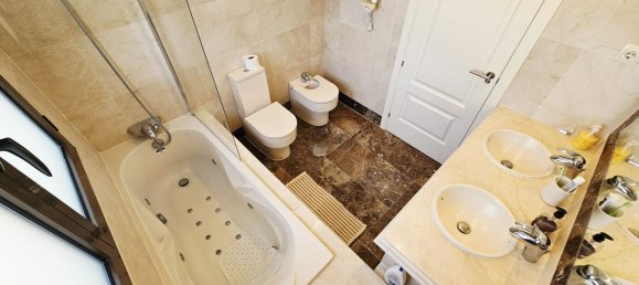 3 chambres Villa à Estepona, Spain No. 146622 6