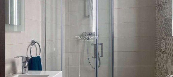 3 bedrooms Apartment in Victoria, Malta No. 5891 13