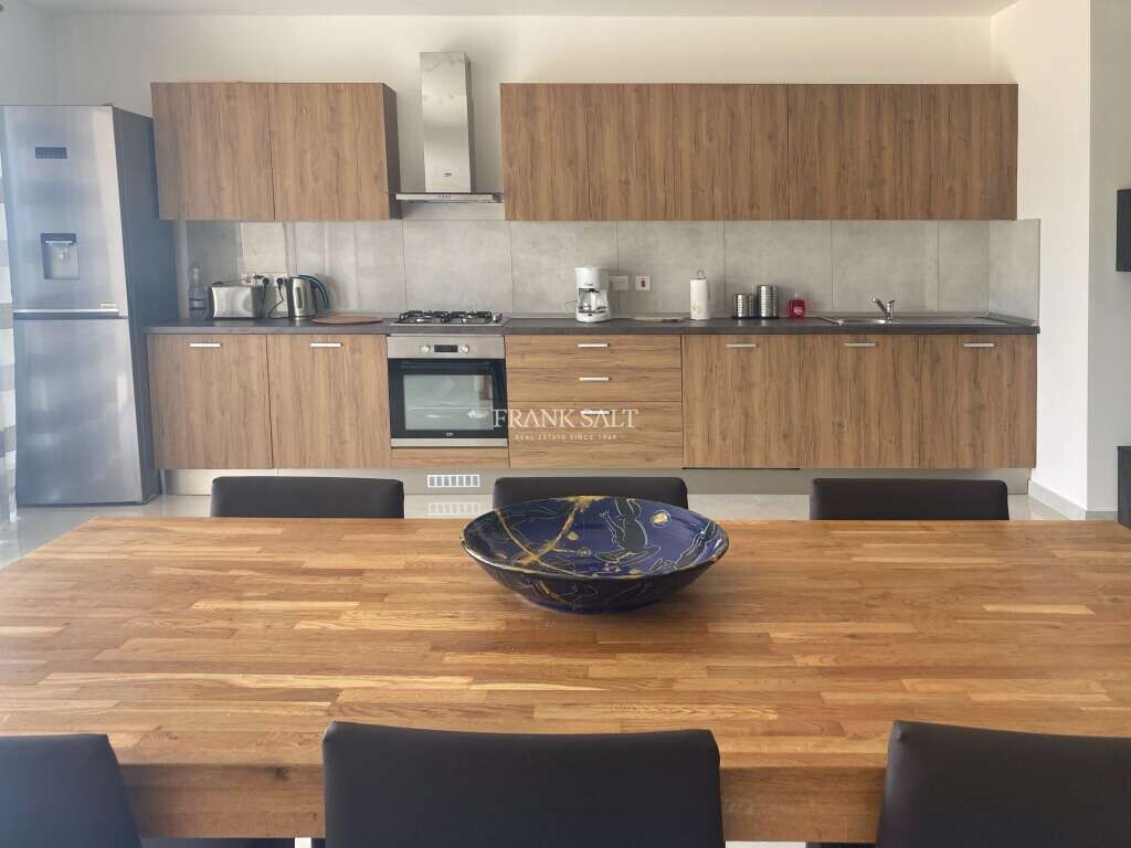 3 bedrooms Apartment in Victoria, Malta No. 5891