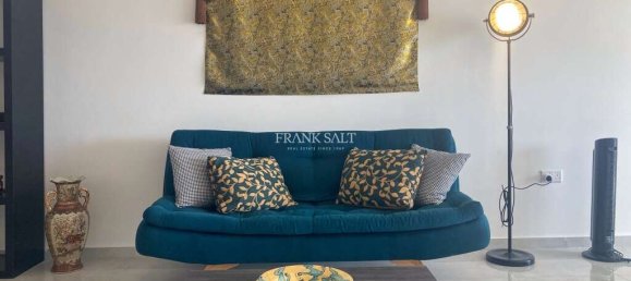 3 bedrooms Apartment in Victoria, Malta No. 5891 4