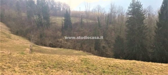 Дом с 2 комнатами в Сан Джованни Бьянко, Италия № 156970 3