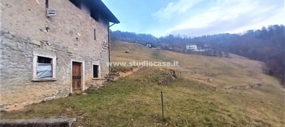 Дом с 2 комнатами в Сан Джованни Бьянко, Италия № 156970 17