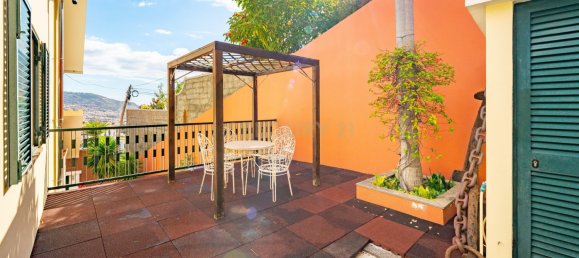 Villa de 4 dormitorios en Funchal, Portugal No. 126497 11