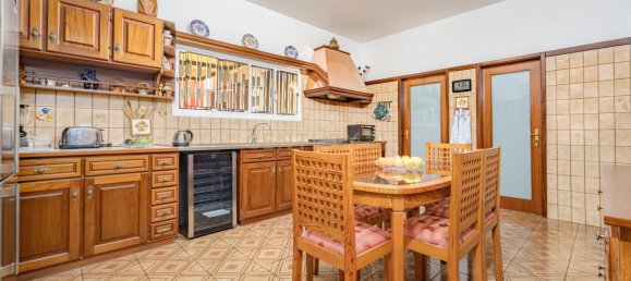 Villa de 4 dormitorios en Funchal, Portugal No. 126497 2