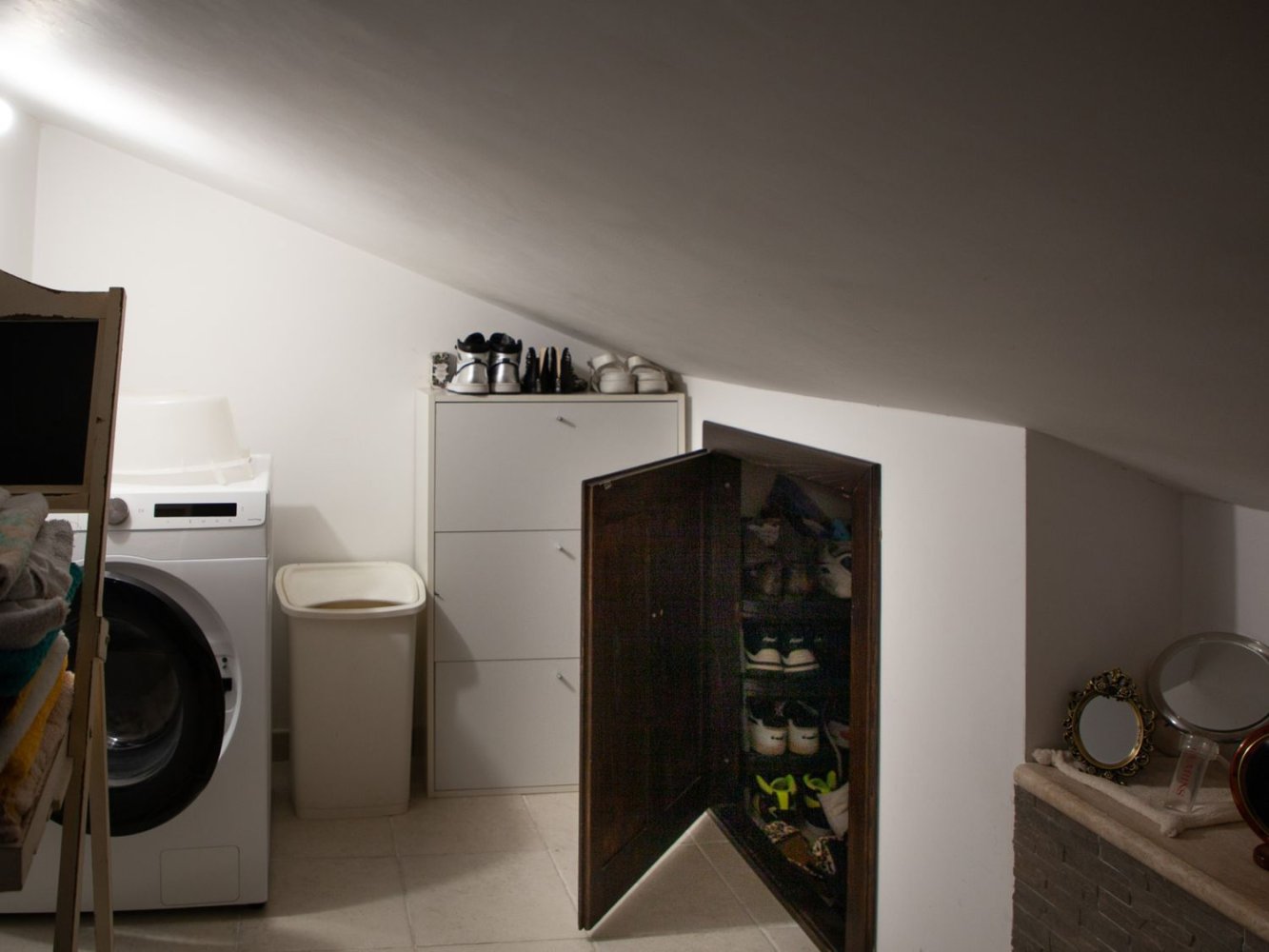 2 rooms Apartment in Rome, Italy No. 11122