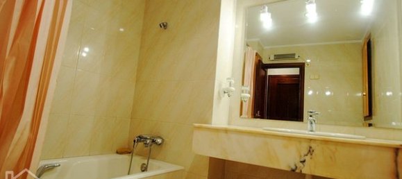 4 Schlafzimmer Wohnung in Valencia, Spain, Nr. 30490 14