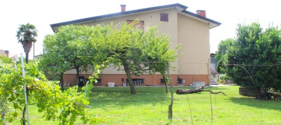 9 rooms House in Pordenone, Italy No. 96931 26