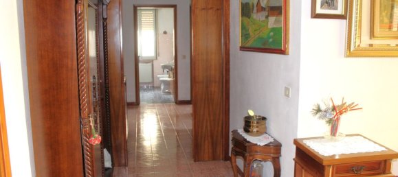 9 rooms House in Pordenone, Italy No. 96931 4