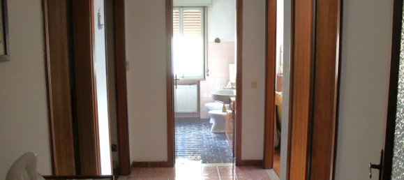 9 rooms House in Pordenone, Italy No. 96931 5