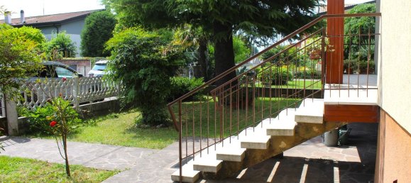 9 rooms House in Pordenone, Italy No. 96931 22