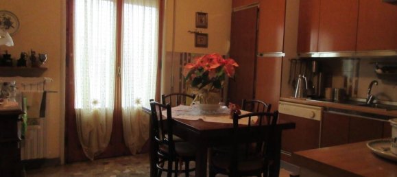 8-salle Maison à Empoli, Italy No. 103708 3