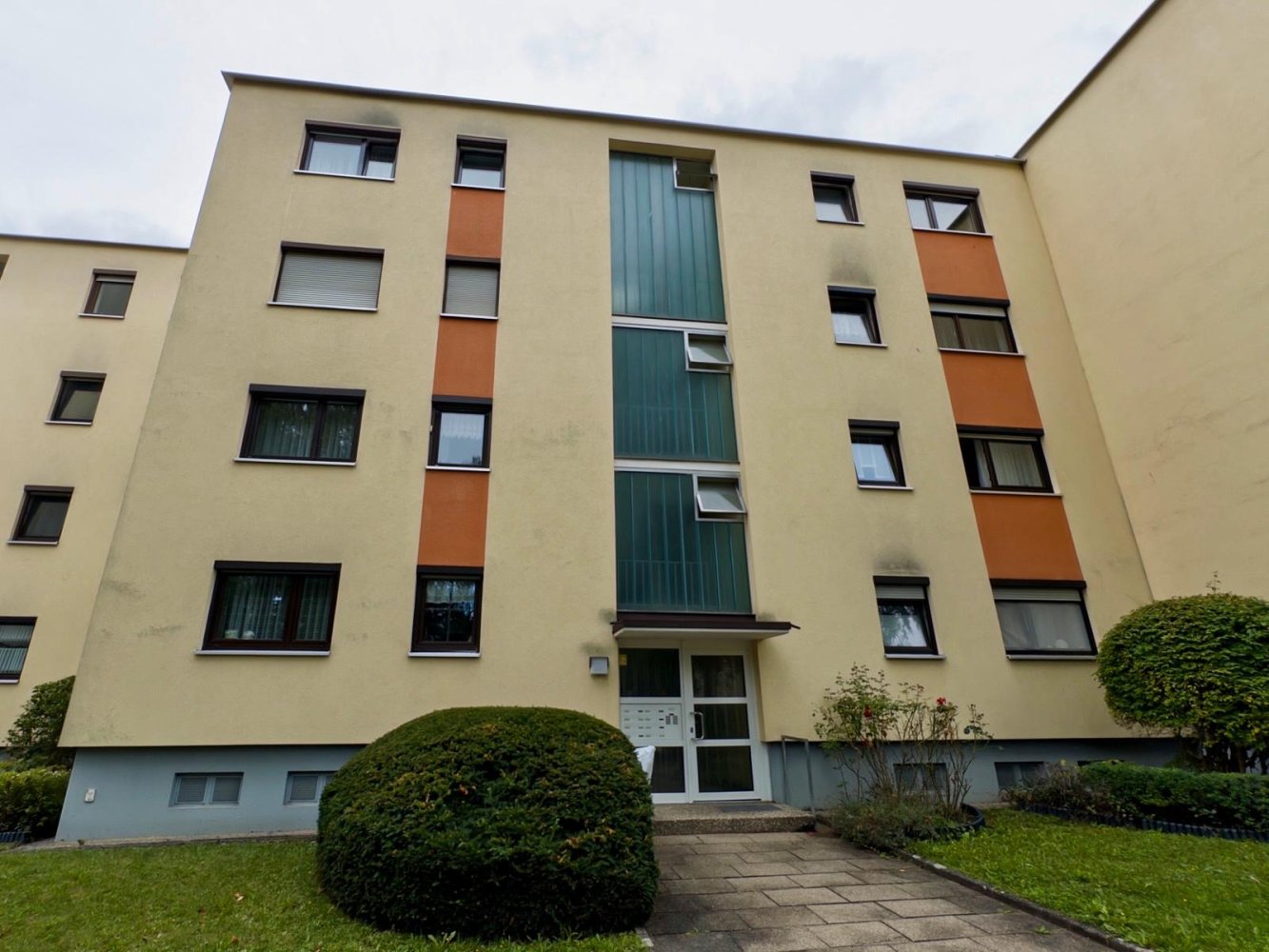 2 bedrooms Apartment in Nuremberg, Germany No. 263275