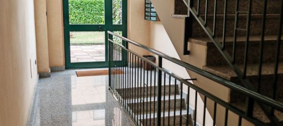 4 bedrooms Apartment in Collegno, Italy No. 380304 6