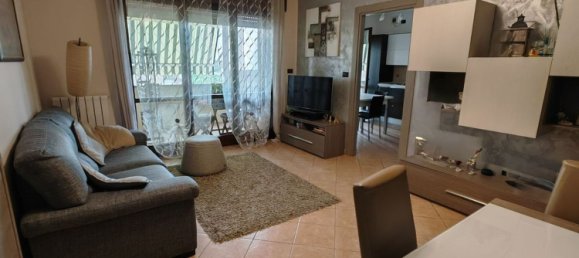 4 bedrooms Apartment in Collegno, Italy No. 380304 9