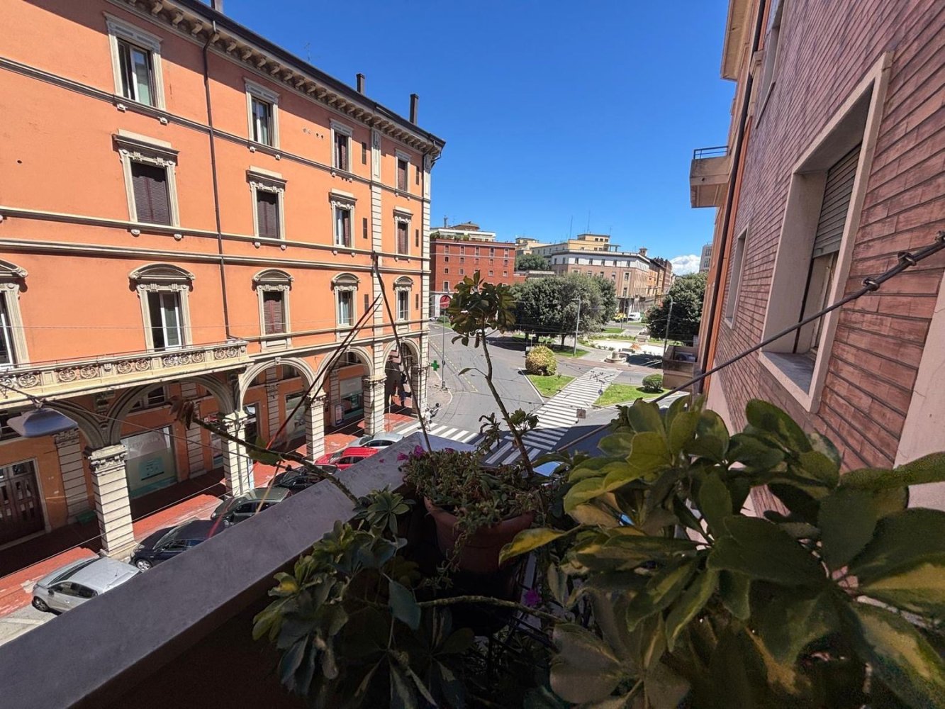 4 rooms Apartment in Bologna, Italy No. 293370