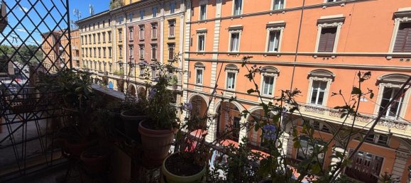 4 rooms Apartment in Bologna, Italy No. 293370 2
