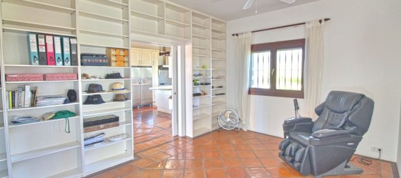 5 Schlafzimmer Haus in Estepona, Spain, Nr. 138580 13