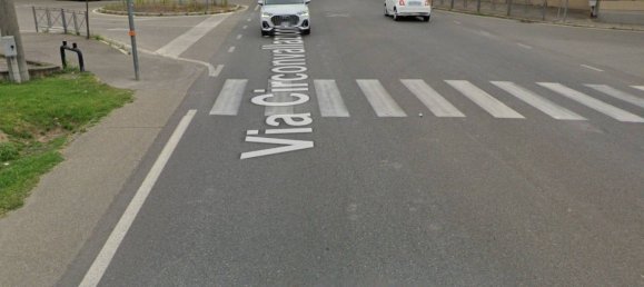 Propiedad comercial de 1 habitación en Broni, Italy No. 200701 2