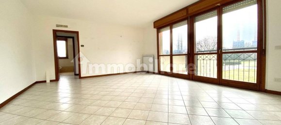 Квартира с 2 спальнями в Турбиго, Италия № 76013 5