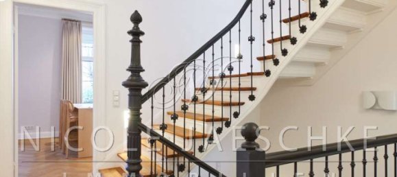 Villa de 8 dormitorios en Eimsbuttel, Germany No. 350102 15