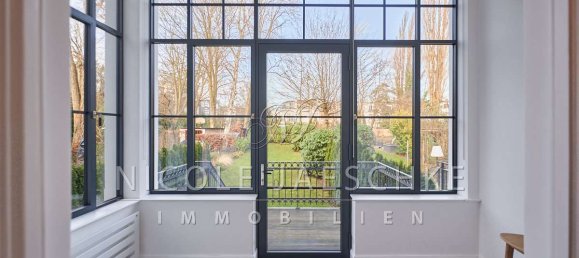 Villa de 8 dormitorios en Eimsbuttel, Germany No. 350102 4