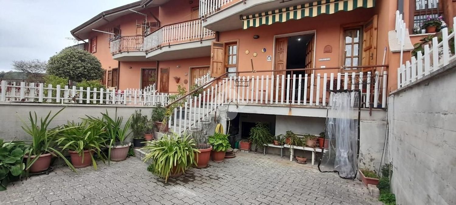 3 rooms House in Collepardo, Italy No. 223654