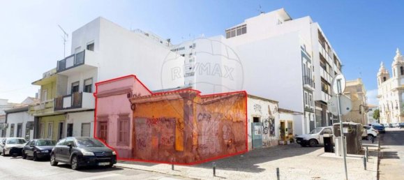 4 bedrooms Villa in Faro, Portugal No. 177612 8