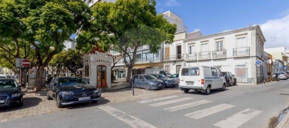4 bedrooms Villa in Faro, Portugal No. 177612 6