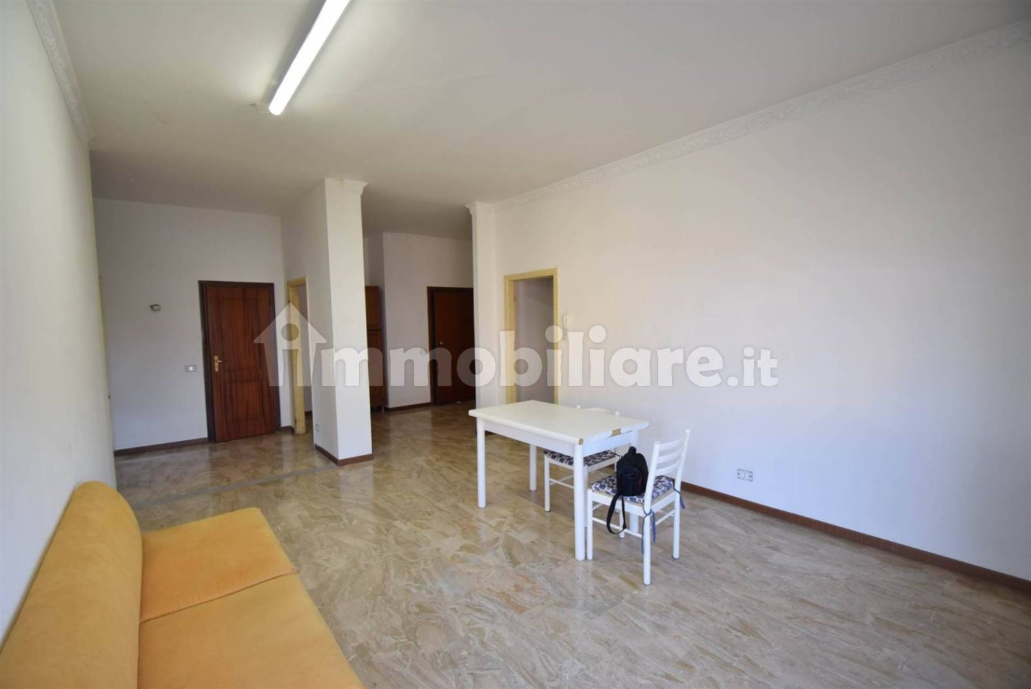 2 Schlafzimmer Wohnung in Piacenza, Italy, Nr. 217003