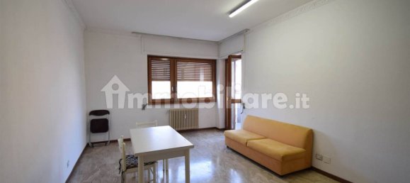 2 Schlafzimmer Wohnung in Piacenza, Italy, Nr. 217003 4