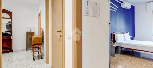 3 bedrooms Apartment in Rome, Italy No. 316256 12