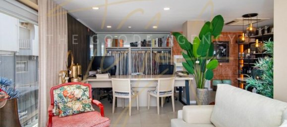 Gewerbliche Immobilie in Quarteira, Portugal 224m², Nr. 345357 4