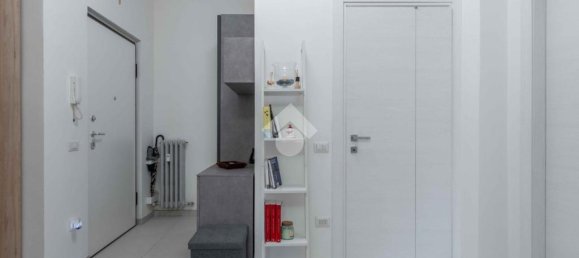 2 bedrooms Apartment in Cisliano, Italy No. 353077 5