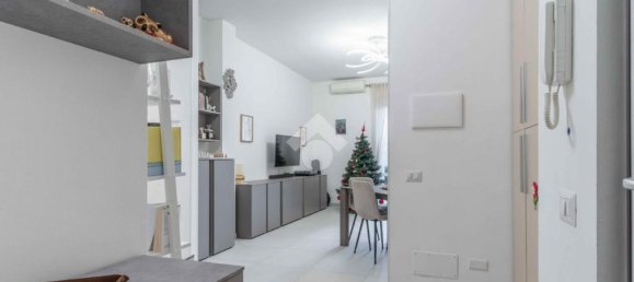 2 bedrooms Apartment in Cisliano, Italy No. 353077 2