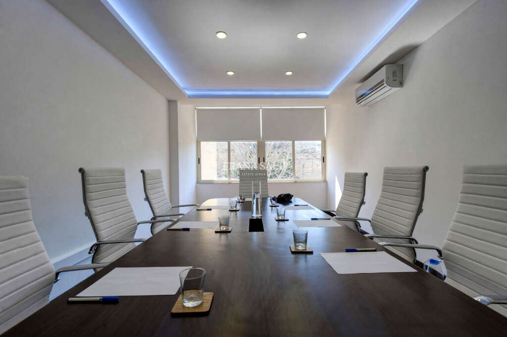 Escritório em Pieta, Malta 165 m² N.º 12856