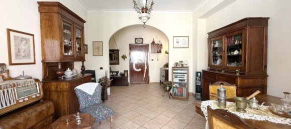 4 bedrooms Apartment in Rome, Italy No. 335482 6