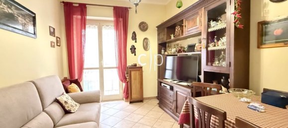 4 bedrooms Apartment in Rome, Italy No. 335482 10