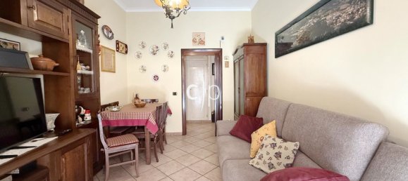 4 bedrooms Apartment in Rome, Italy No. 335482 11
