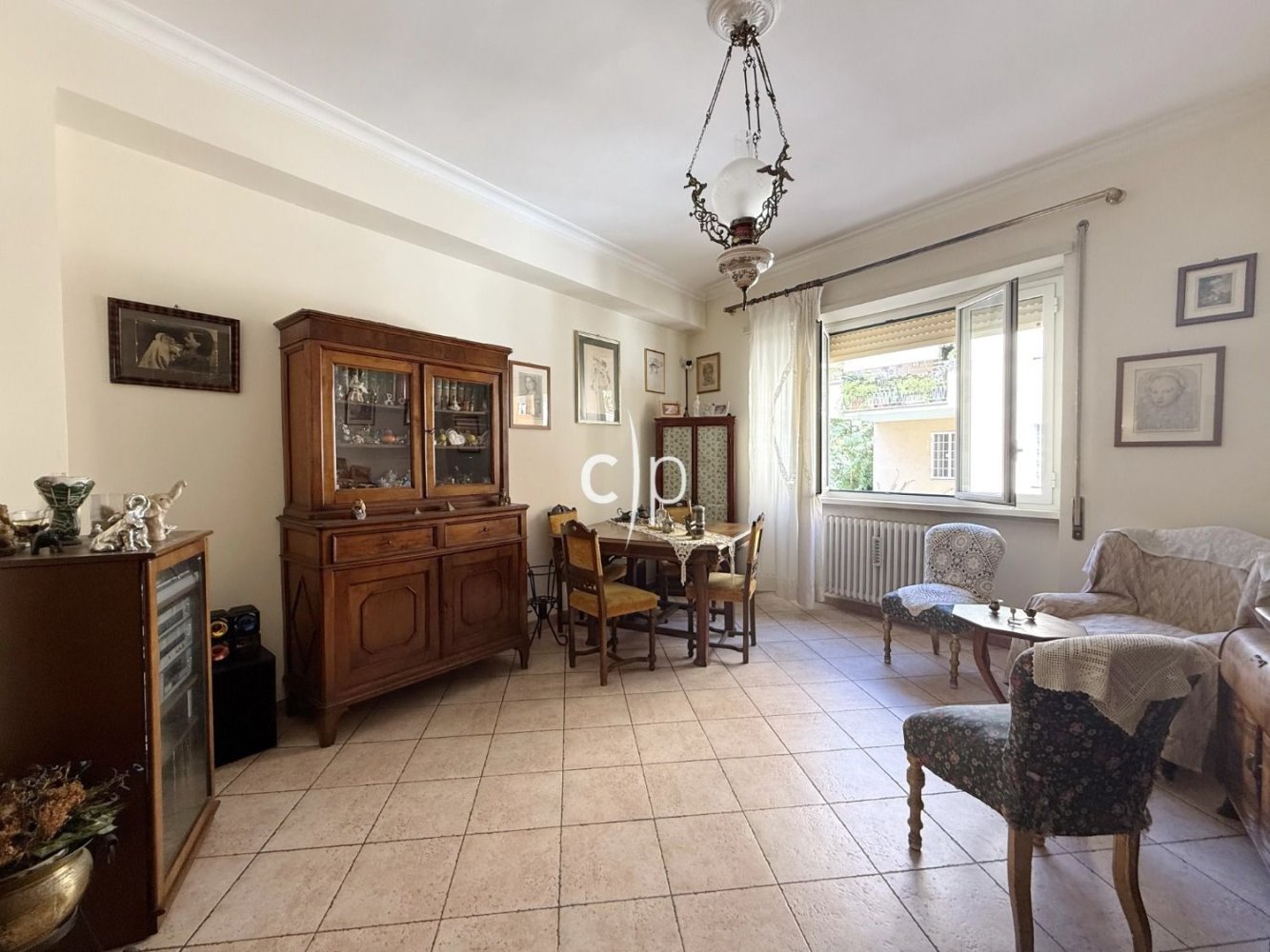 4 bedrooms Apartment in Rome, Italy No. 335482