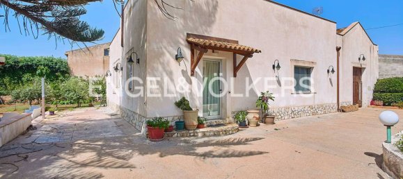 3 bedrooms Villa in Marsala, Italy No. 352089 25