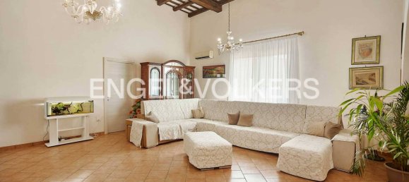 3 bedrooms Villa in Marsala, Italy No. 352089 8