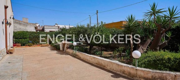3 bedrooms Villa in Marsala, Italy No. 352089 37