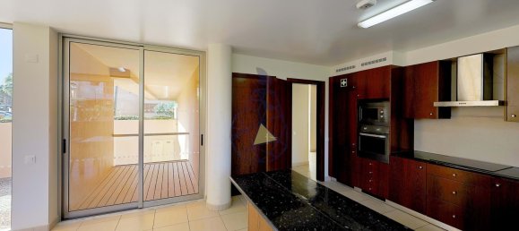 4 bedrooms Villa in Guia, Portugal No. 113886 16