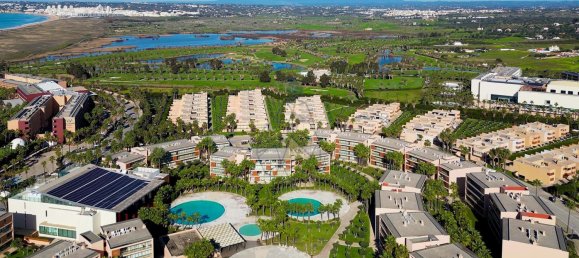 4 bedrooms Villa in Guia, Portugal No. 113886 3