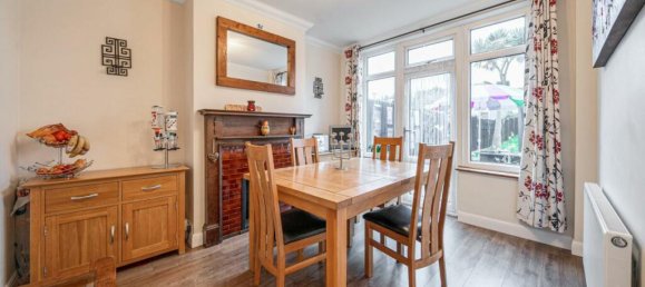 4 bedrooms House in Beckenham, United Kingdom No. 14403 5