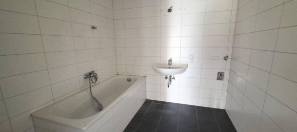 3 rooms Apartment in Lower Austria, Austria No. 220697 9