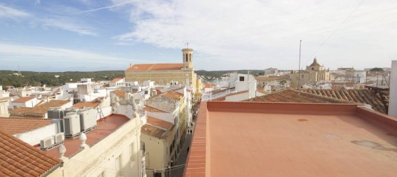 5 bedrooms Apartment in Mahon, Spain No. 192 3