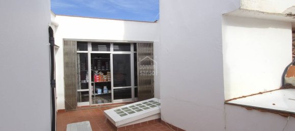 5 bedrooms Apartment in Mahon, Spain No. 192 6