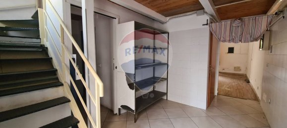 Gewerbliche Immobilie in Empoli, Italy 51m², Nr. 381389 7