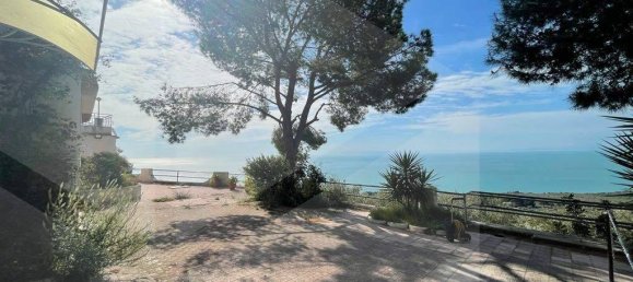 Apartamento de 2 dormitorios en Mattinata, Italy No. 23797 5